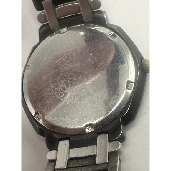 Scratched Citizen E101-S030510 Endeavour Eco-Drive J-Class Works 36MM 7.5" Mens - Picture 9 of 11